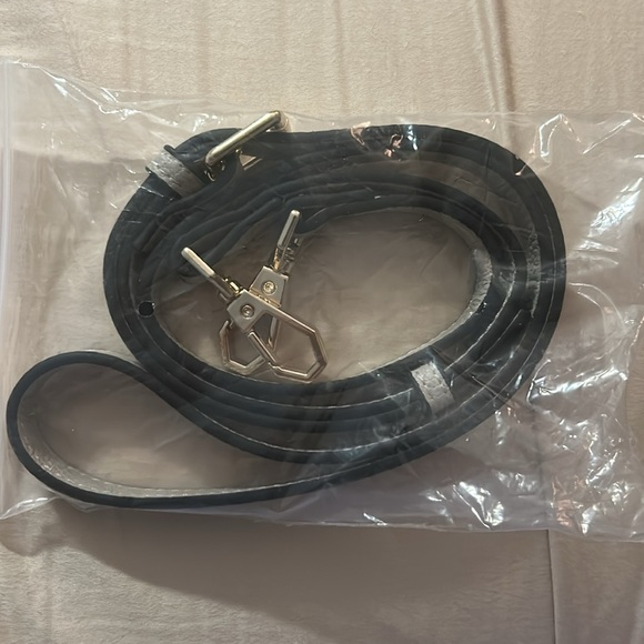 Stone Crossbody Bag with Pink Chevron Strap - Picture 13 of 15